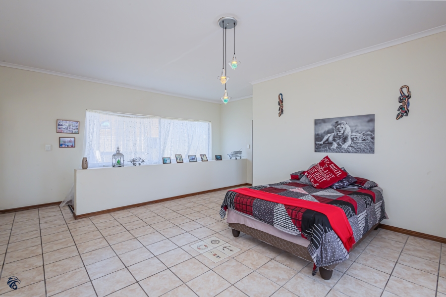 3 Bedroom Property for Sale in Myburgh Park Western Cape